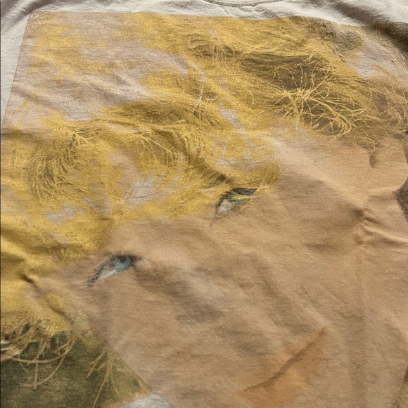 Taylor Swift x Urban Outfitters rare oversized Folklore album tshirt size S/M - Picture 3 of 4